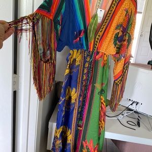Farm Rio - NEW kimono Midi dress with fringed sleeves and cut out small